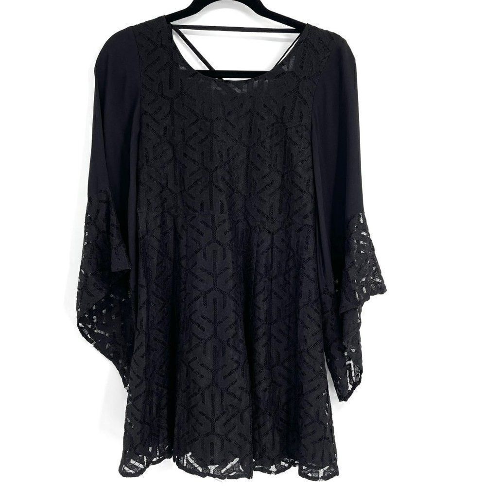 MinkPink Drive Me Crazy Flair Sleeve Lace Mini Fit & flare Black Dress NWT Size - Picture 4 of 15